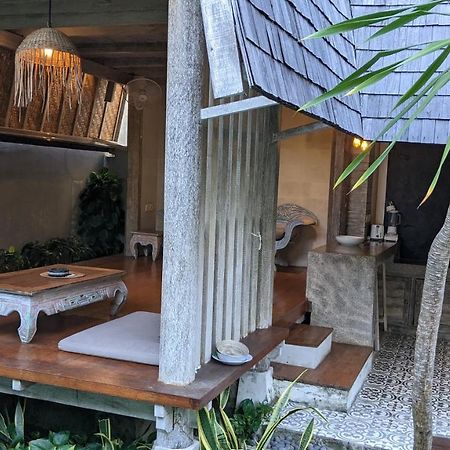 Villa Made East スミニャック エクステリア 写真